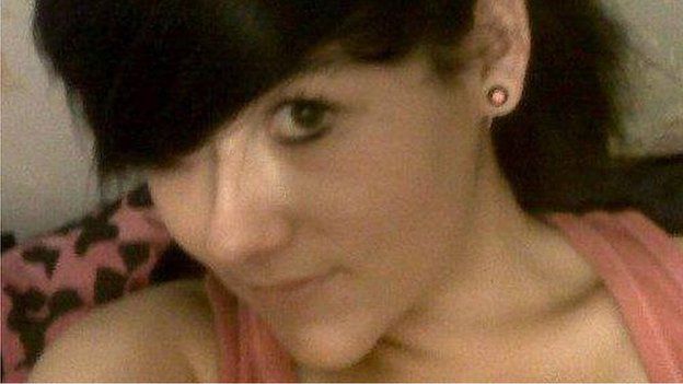 Lucy Brown, 18, o Brestatyn