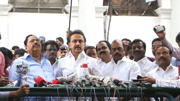 சட்டசபையில் ஜெயலலிதா படம்: எதிர்ப்பும், ஆதரவும்