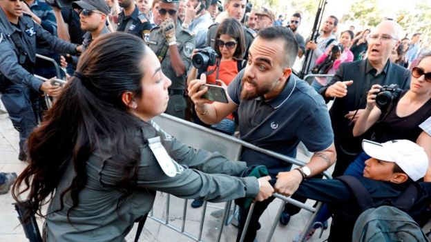 ''இஸ்ரேலின் தலைநகர் ஜெருசலேம்தான்'' - தூதரக தொடக்க விழாவில் டிரம்ப்