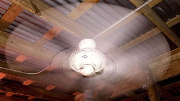 El ventilador ayudará a refrescar el ambiente si no hay mucho calor.