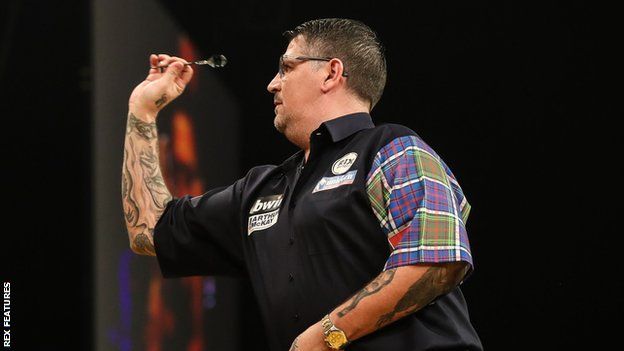 Gary Anderson in action at the Grand Slam of Darts
