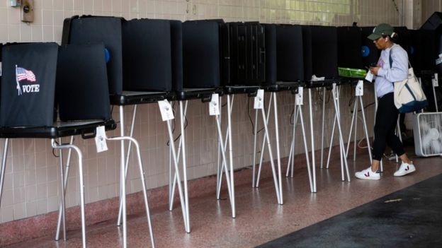 Votação em primária democrata nos EUA