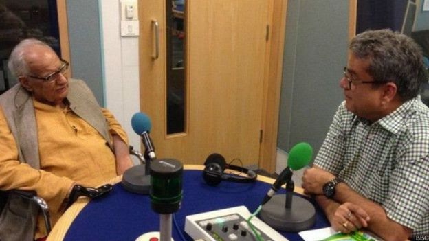 மூத்த பத்திரிகையாளர் குல்தீப் நையாருடன் பிபிசி செய்தியாளர் ரெஹான் ஃபஜல்