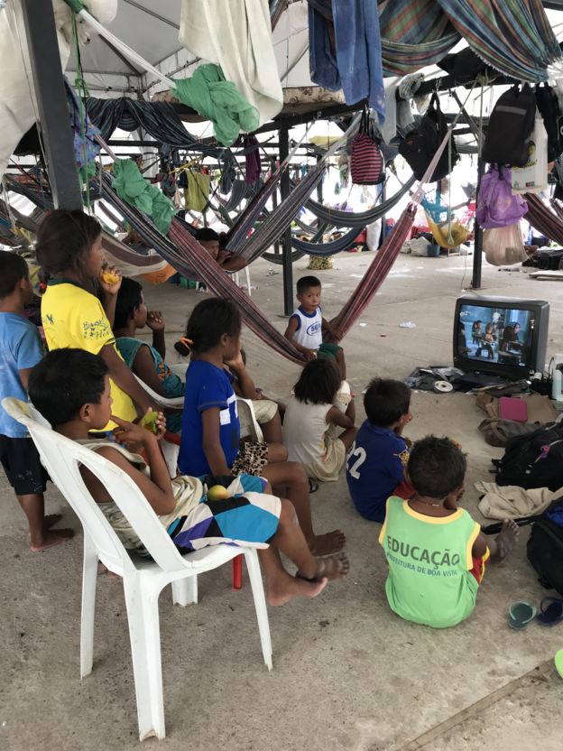 Crianças de Waraos no abrigo de Pintolândia, em Boa Vista