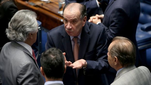 Senador Aloysio Nunes durante sessão no Senado em junho de 2016