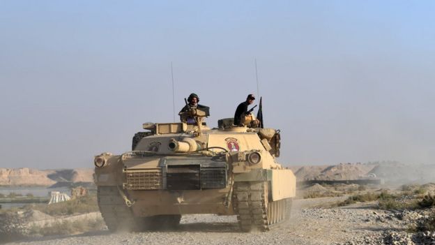 Un tanque iraquí en acción.