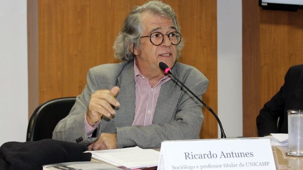 Professor Ricardo Antunes em debate na Escola do Ministério Público da União, no dia 21 de maio de 2018