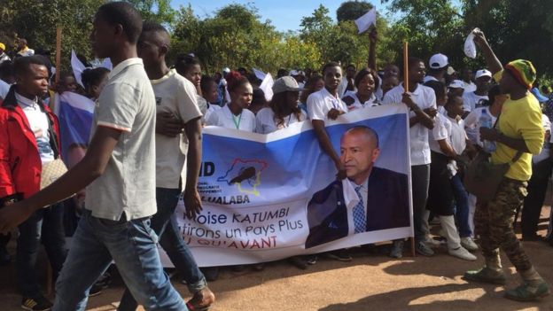 Les supporters de Moise Katumbi, le politicien congolais de l'opposition en exil depuis 2016, étaient massés le long des avenues de Lubumbashi, en RD Congo.