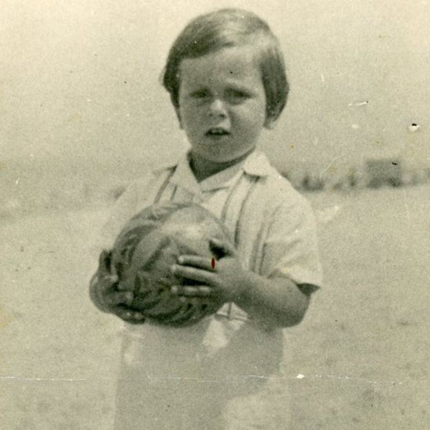Henri Dyner antes de sua família fugir da Bélgica