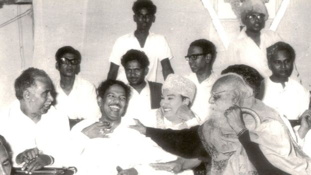 பெரியார், எம்.ஜி.ஆர், அண்ணாவுடன் கருணாநிதி