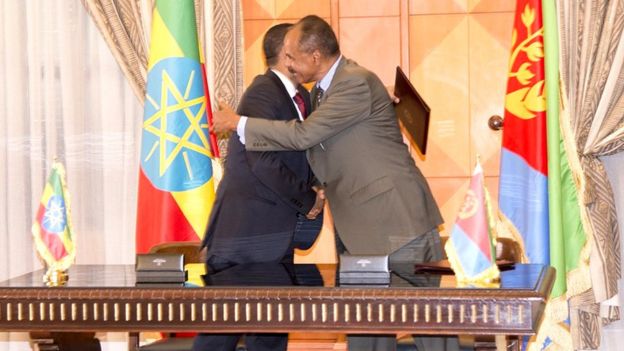 Leaders of Ethiopia and Eritrea embrace