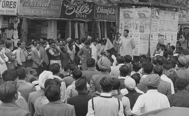 An election meeting in New Delhi, India, 1957.