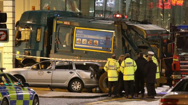 Glasgow Bin Lorry Crash No Backing For Prosecution Bbc News