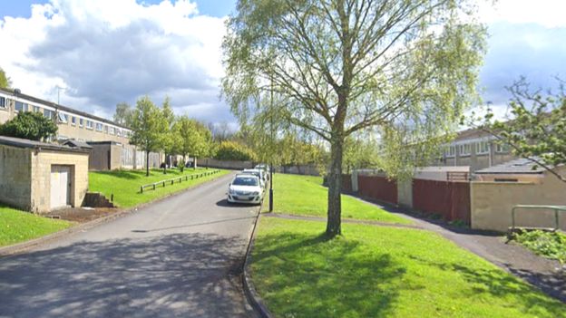 Man arrested over death following altercation in Bath - BBC News