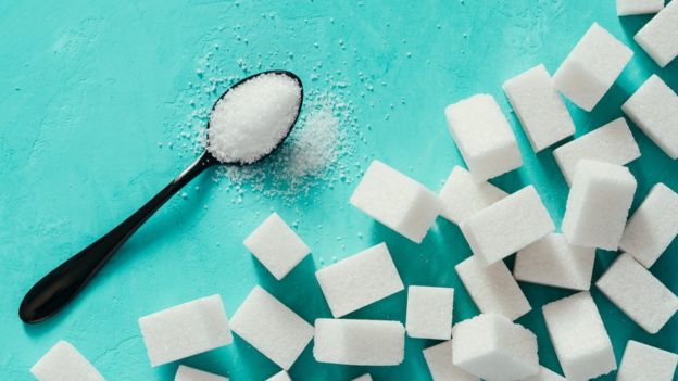 Gula halus meningkatkan tingkat glukosa di aliran darah.