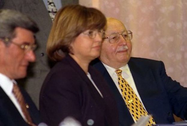 28 Şubat 1997'deki MGK toplantısında Tansu Çiller ve Necmettin Erbakan