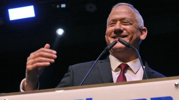 Benny Gantz speaks to supporters at a post-election rally in Tel Aviv on 17 September 2019