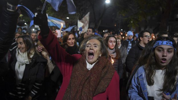 Manifestante en Argentina