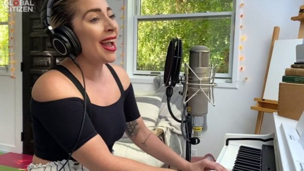 音乐会发起人嘎嘎女士Lady Gaga