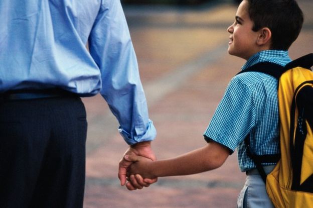 Niño con su papá