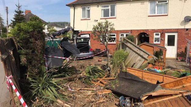 Self-isolating Stroud couple had to leave their home after car crash _111822701_crashscene