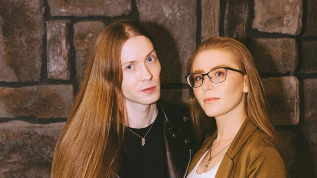 Threatin y Kelsey.