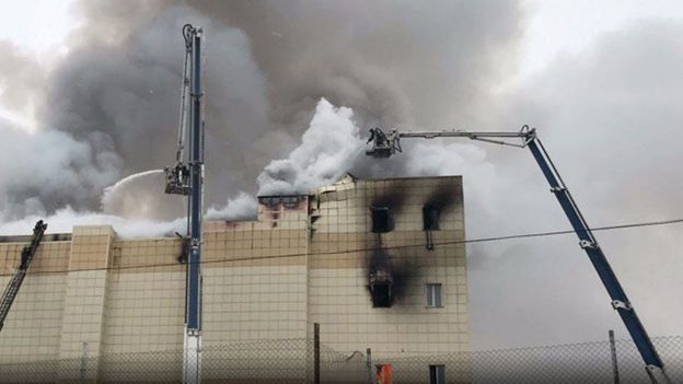 ரஷ்யா: வணிக வளாகத்தில் ஏற்பட்ட தீயில் 37 பேர் பலி