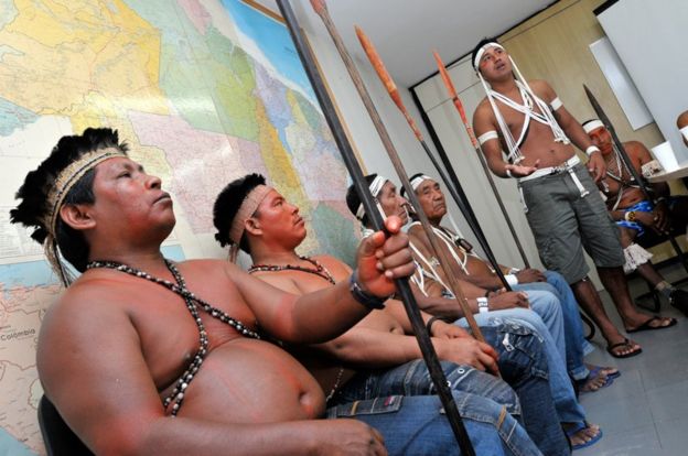 Ãndios em reuniÃ£o na Funai