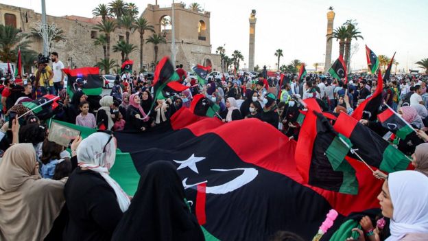 Türkiye ve BAE, Libya'da iki ayrı kampı destekliyor.
