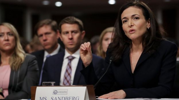 COO Facebook Sheryl Sandberg tại phiên điều trần trước Thượng viện Hoa Kỳ hôm 5/9/2018