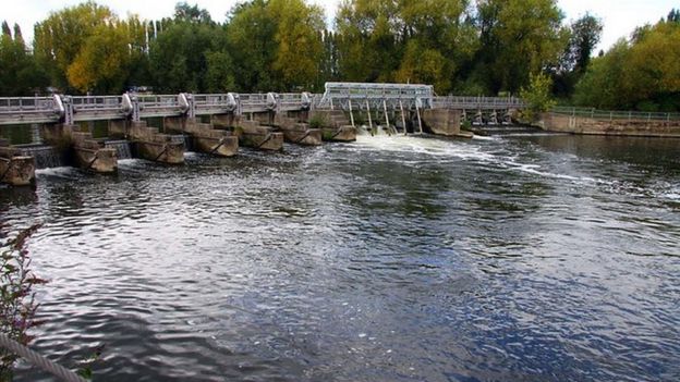 Caversham Lock