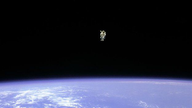 Bruce McCandless flies an MMU jetpack