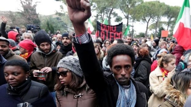 இனவெறி எதிர்ப்பு பேரணி