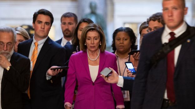 Nancy Pelosi afhayeenka Aqalka Wakiilada