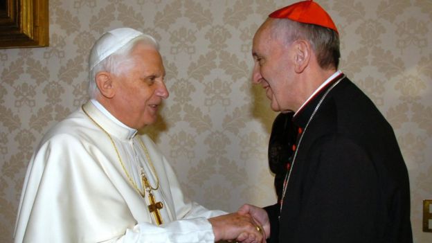 Ratzinger y Bergoglio