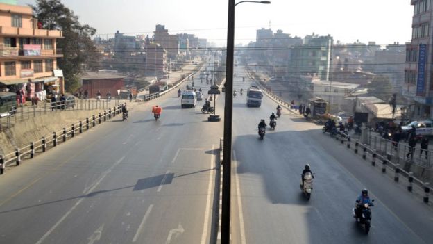 खाली सडक