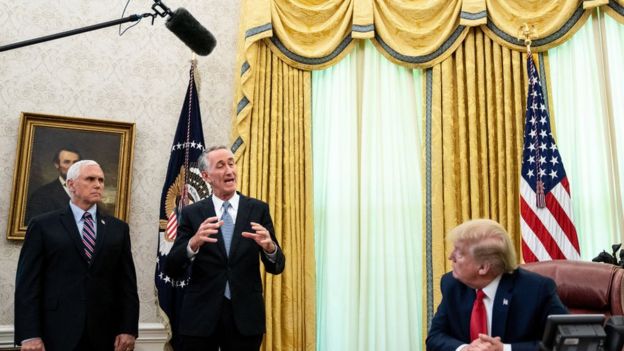 Mike Pence, Daniel O'Day y Donald Trump en la Casa Blanca.
