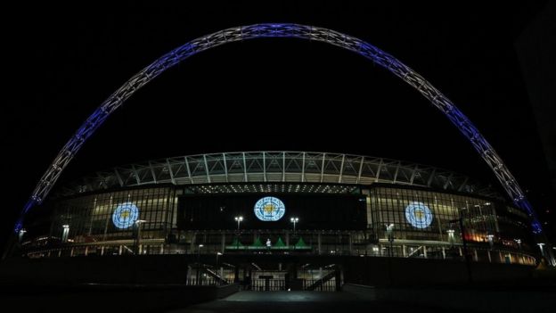 Wembley Stadium lit in Leicester colours