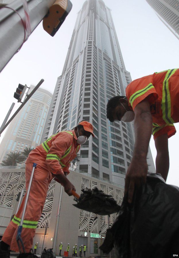 Jumba refu la Torch Tower UAE