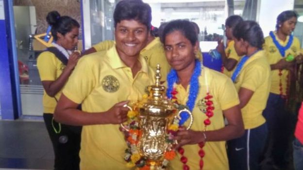 தமிழக மகளிர் கால்பந்தாட்ட அணி