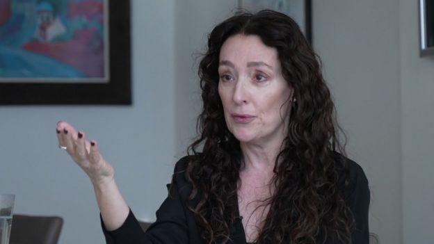 Leasehold flats: 'I wish I had never touched them' - BBC News