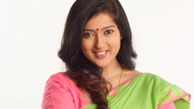 Gayathri raguramm