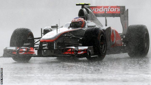jenson Button wins the 2011 Canadian GP