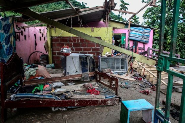 Una casa destruida