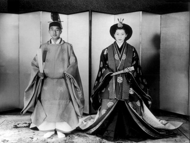 Foto do casamento do então príncipe Akihito com Michiko em 1959