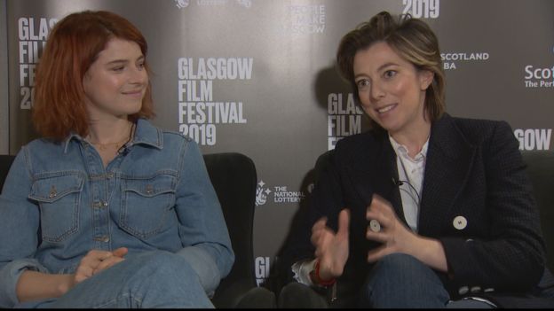 Jessie Buckley (left) & Nicole Taylor (right)