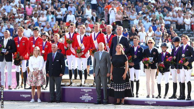 Equestrian European Championships: GB Win Bronze And Qualify For Tokyo ...