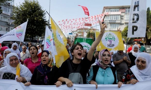 HDP mitingindeki partililer