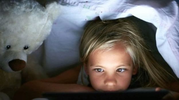 அலைபேசி பயன்பாடு குழந்தைகளின் உடல்நலனை பாதிக்குமா?