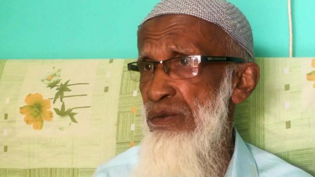 'வார உரைகல்' பத்திரிகையை நிறுவிய காத்தான்குடியைச் சேர்ந்த மூத்த ஊடகவியலாளர் புவி ரஹ்மதுல்லாதான்.